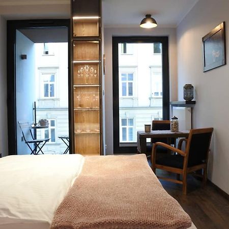 Boutique 109 - Old City, Luxury Apt. With A Garage Krakow Exterior photo